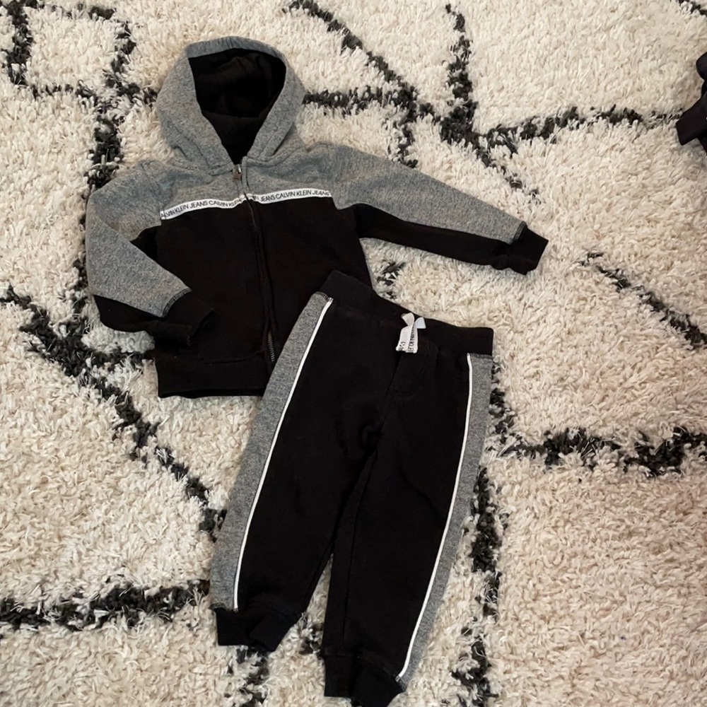 Boys tracksuit